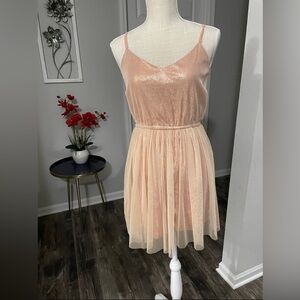 Forever 21 Rose Gold Sequin Blush Spaghetti Strap Cocktail Homecoming Dress Sz M
